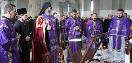 Владика Исихије: Крст Господњи је био у средишту живота владике Милутина