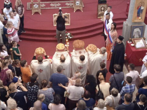 IMG-105a1723412e48e86073aa9003689f8b-V (1)_resize