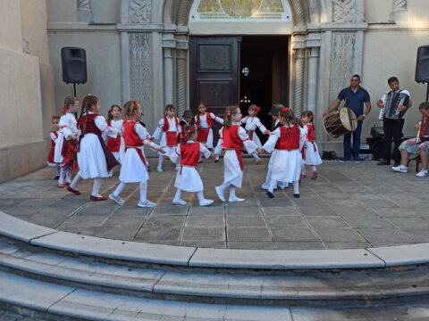 IMG_20220602_191207_resize