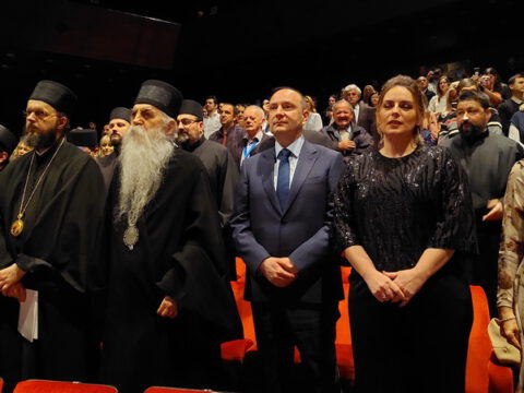 20221115_200727_resize