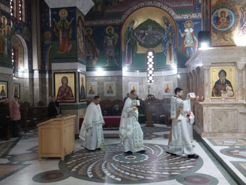 IMG-02e16c1542176b9d65a818921a50b989-V_resize