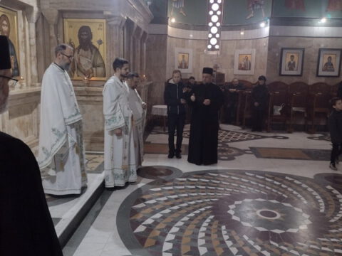 IMG-240c62f8e4ccceceb5d475151f0dca9d-V_resize