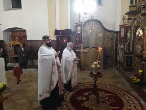 IMG-4dd7a3aacdae12032136461fff87115f-V_resize