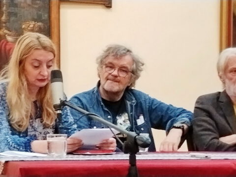 IMG-67e32fd31746553802537956c86fab94-V_resize