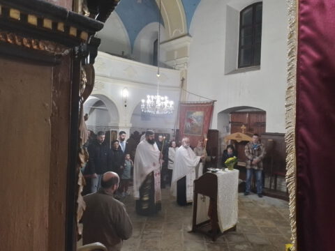 IMG-73ffc01adecd88cfead8c21676262a57-V_resize