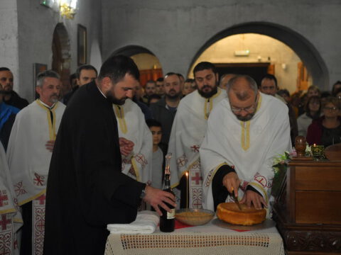 IMG-ba7732202957eaf1b3ada9ddf505f9c9-V_resize