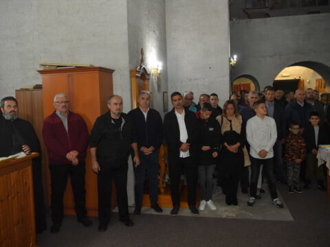 IMG-d21aa3f63972928dfa3e297b624aae9c-V_resize