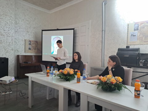 20221223_194324_resize