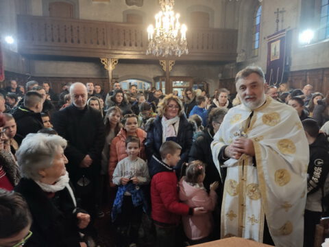 1674842140924_resize_resize