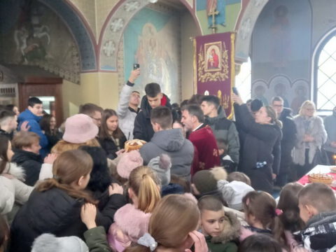 IMG-04fa26d47c46a4e771b27d47038bd25e-V_resize