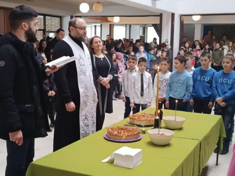 IMG-0af62853a8cd5a908d57490b804d0e99-V_resize