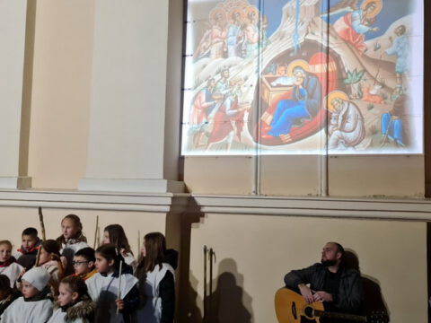 IMG-129be24d248666d7f95ee1227b31c635-V_resize