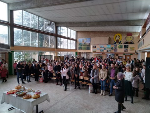 IMG-728f15c07644b0e23201b7a61df63545-V_resize