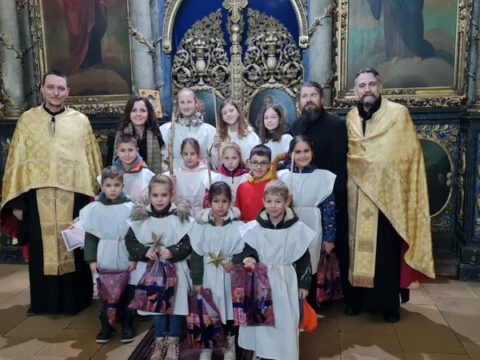 IMG-a40a6ba3a409a3cd80e59751aac56f5f-V_resize