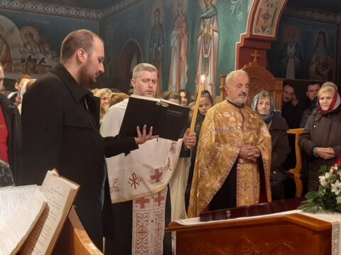 IMG-dffa1effc3dc02e9797d5d3f33f5e6b0-V_resize