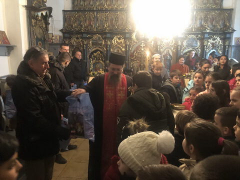 IMG-e7c9dd9d64060136cce4492609e9eccf-V_resize