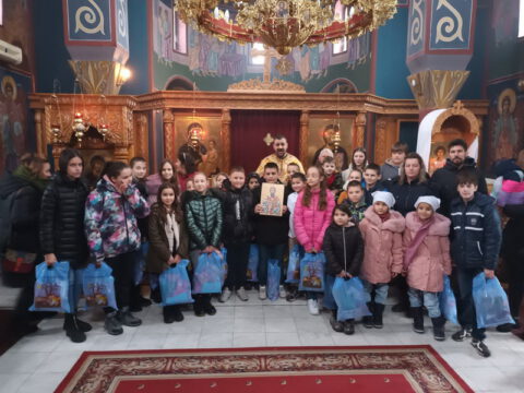 IMG-eccefd4361f536f8afc8e17ff2bc471e-V_resize