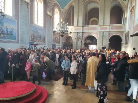 IMG-f34cfd3b7639004e2756b7ca655ca948-V_resize