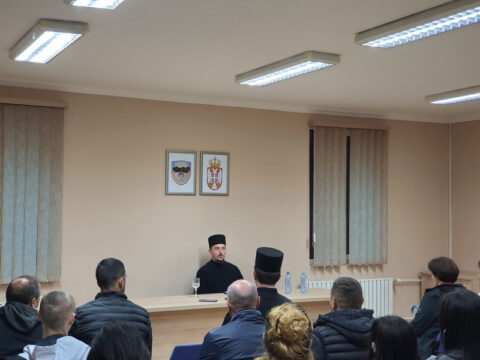 20230325_190646_resize