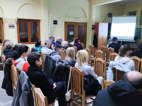 IMG-855640a9ac8b32f635612354803be4f4-V_resize