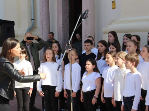 IMG-adebe00e2711d0e29f598b496aaea344-V_resize