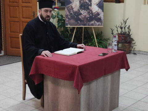 IMG-f0fd4bd1e8fcf5bf010aea638e89e880-V_resize