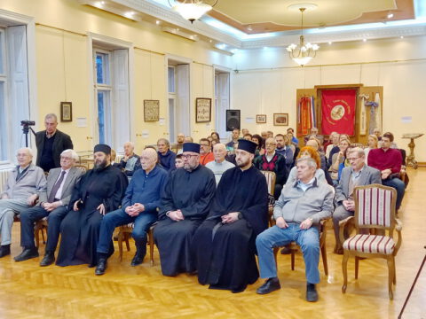 20230404_191029_resize_resize