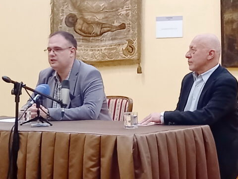 20230404_191314e_resize_resize