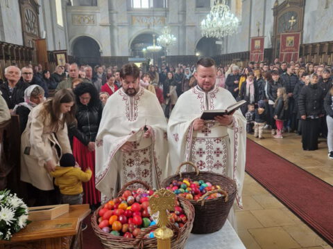 IMG-05893b5552949da73b74ad711c3fc66b-V_resize