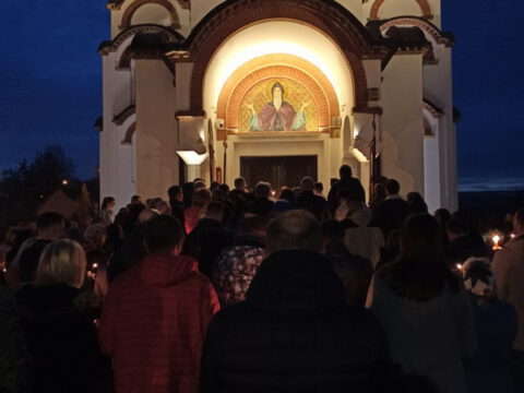 IMG-1bb53047f1287f45f16aa5c386df244d-V_resize