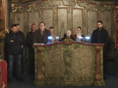 IMG-1d1d5abde0590c504d3a4cccfb509040-V_resize