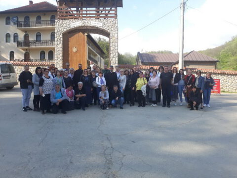 IMG-275870755d6a1827bb75290a73b9e80a-V_resize