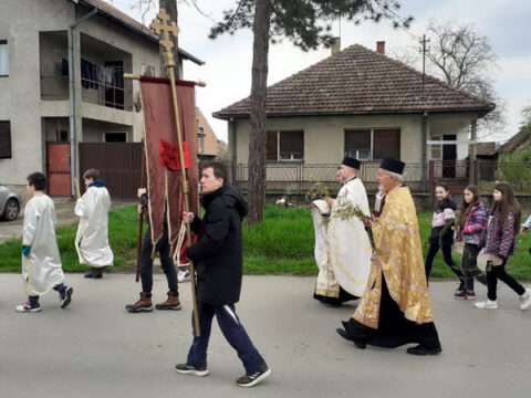 IMG-49316c937739b303a91af3981d79ee9b-V_resize