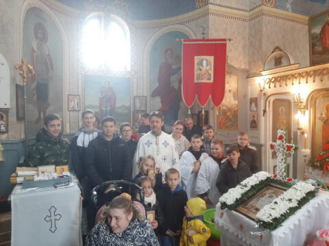 IMG-6fbad2987ff33f5dac454f8a04cdffa1-V_resize