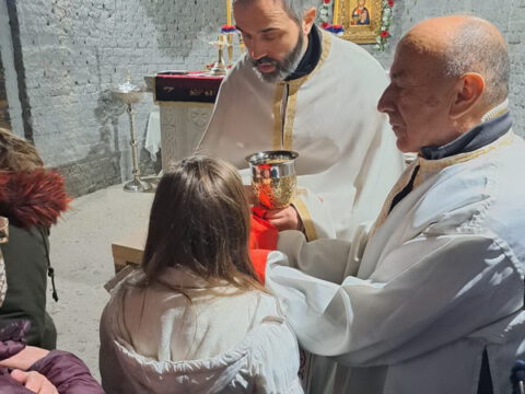 IMG-71658bca58809b5d1c59c56743ccd12a-V_resize