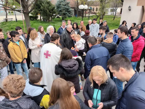 IMG-7f792c1e89941444a082475185c0f78a-V_resize