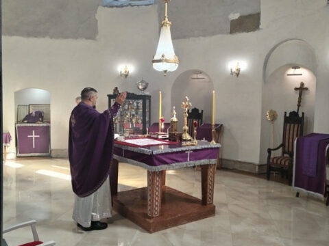 IMG-9f08b524c2eddee1c9f98afb8a0a87e4-V_resize