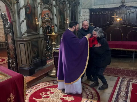 IMG-a70a0d1a3ba30ea4a9db23c6d9025f03-V_resize