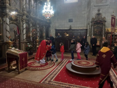 IMG-adedfffbd8cd85582563130bde1d8caf-V_resize