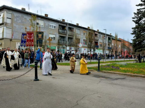 IMG-ae80eba7dd431e28a23e20a900a35248-V_resize