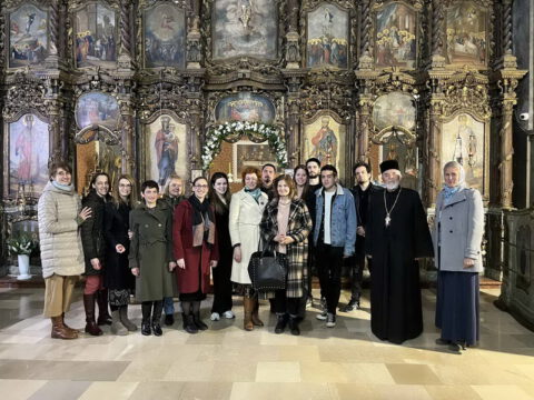 IMG-b4d903f7b79b9504462ec43c6f4931df-V_resize