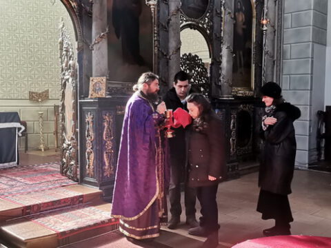 IMG-c6329963d5ebfeb5ed2bcd7cd45f9271-V_resize