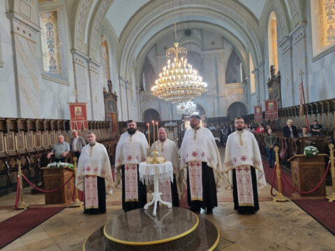 20230524_183930_resize