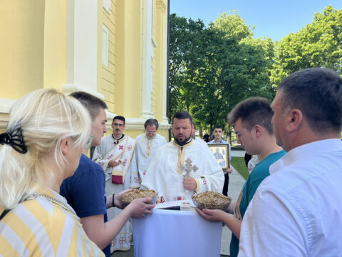 IMG-0b3339ced7a5da070d480d33f6db1407-V_resize