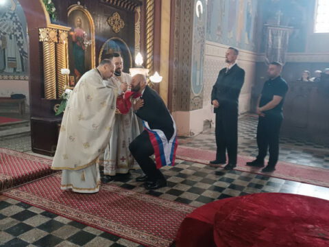 IMG-157cf2e5af4d08df76c22614b11bc62b-V_resize