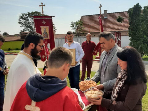 IMG-507540512477a13aa9a4eb23326282e0-V_resize