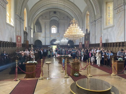 IMG-597cfa871fe4f9809dd685508ea5de58-V_resize