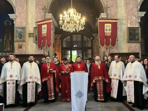 IMG-5b6f94f8dd93c3d4f6252265dd2a1557-V_resize