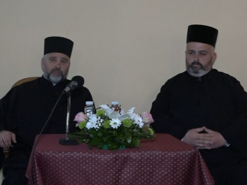 IMG-6383c1f051f2e52dc2867918000d55ba-V_resize