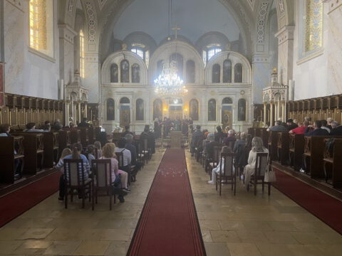 IMG-a6011418a59e2af679f55fa2a4b93809-V_resize